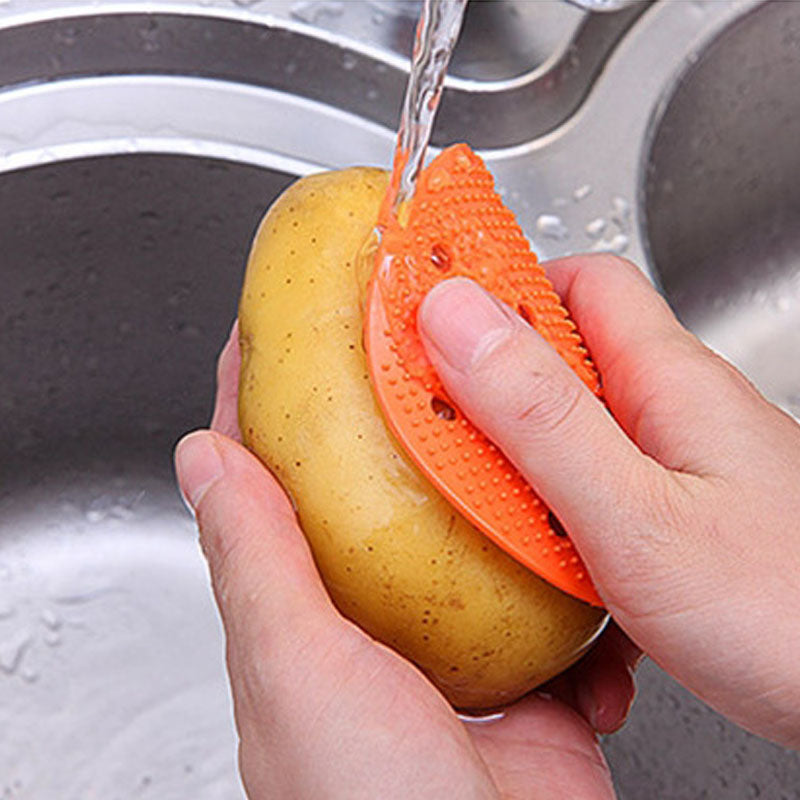 Vegetable and fruit brush cleaning artifact